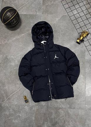 Брендова зимова куртка