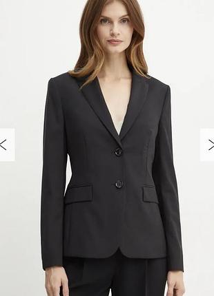 Жіночий піджак hugo boss