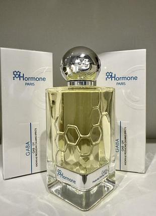 Парфюмированная вода унисекс аромат объем 100 мл.  paris this is not gaba