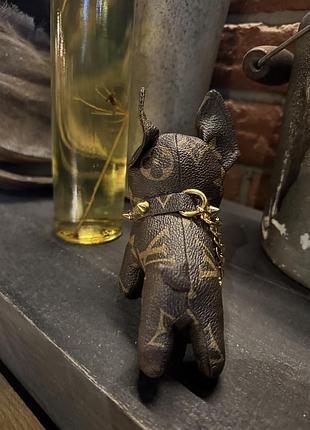 Стильний брелок аксесуар 4