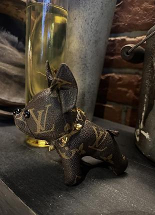 Стильний брелок аксесуар 9