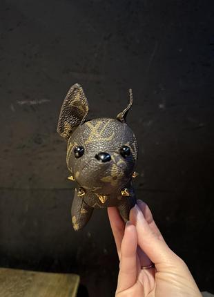 Стильний брелок аксесуар 10