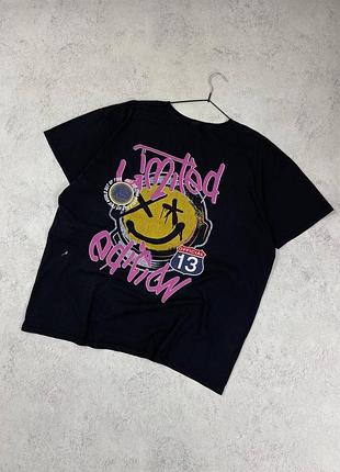 Чорна оверсайз футболка boohooman з принтом