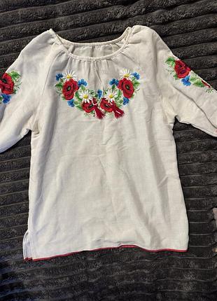 Жіноча вишиванка з льону