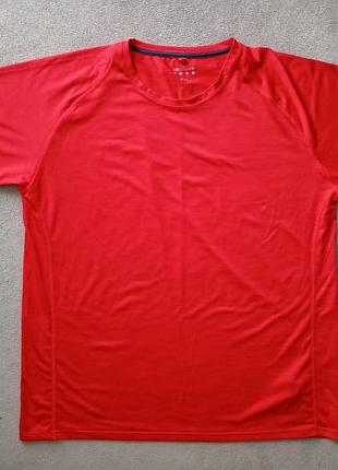 Брендова футболка souluxe.