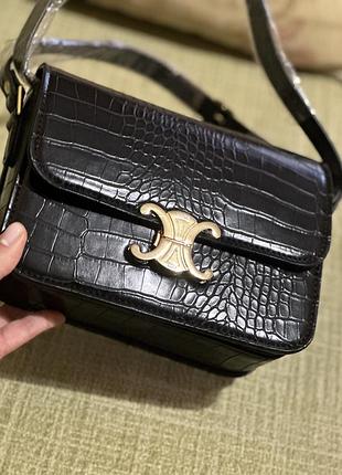 Жіноча сумка через плече у стилі celine triomphe, чорна, лакова, під крокодилячу шкіру