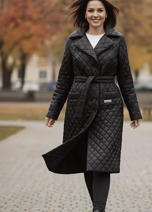 Стьобане демісезонне пальто на силіконовому утеплювачі