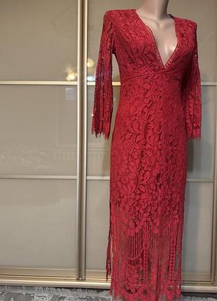 Мереживна сукня