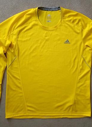 Брендовый лонгслив adidas.