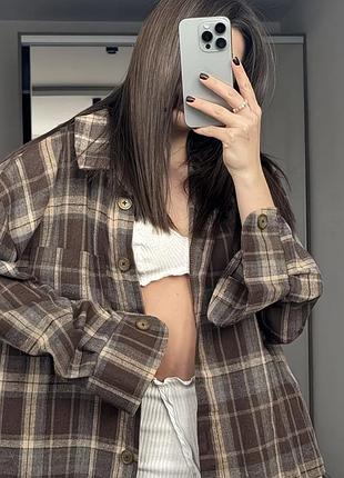 Жіноча сорочка в клітинку коричнева