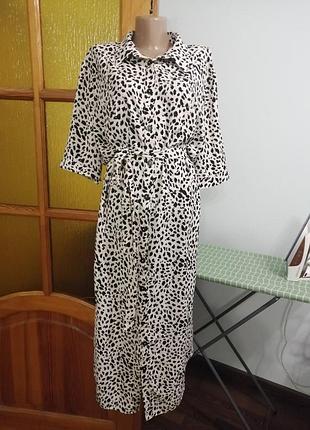 Платье на пуговицах р. 22