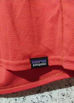 Футболка спортивна