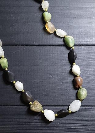 Кольє жіноче з натуральними каменями