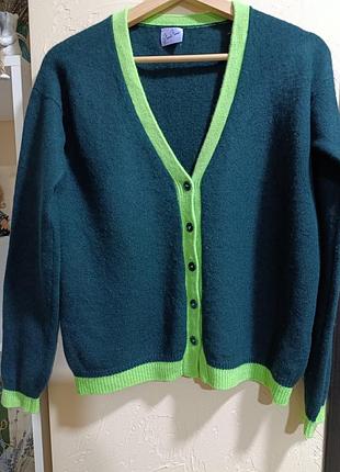 Жакет.итальянский бренд. шерсть80/,кашемир 20/.темно-зеленый цвет.