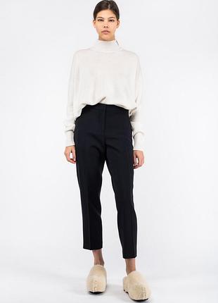 Черные укороченные брюки