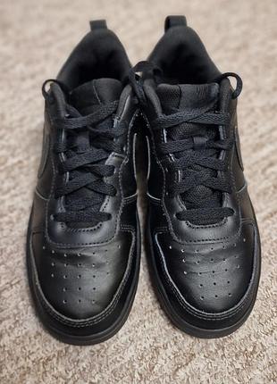 Кроссовки nike 37,5р/23,5см.