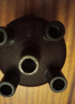 Кришка трамблера ссср нова  до ваз 2101-2107!