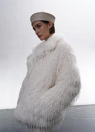 Трендовая теплая новинка короткая шуба из густого эко-меха под песца