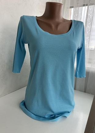 Голубий пуловер marccain