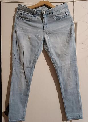 Джинси жіночі актуально