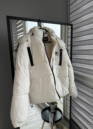 Куртка karl lagrfeld в наявності