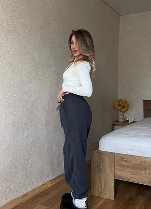 Теплі флісові спортивні штани джогери оверсайз графіт жіночі фліс полар