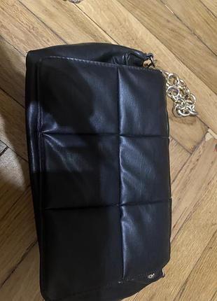 Сумка з сінсей одягалась пару разів