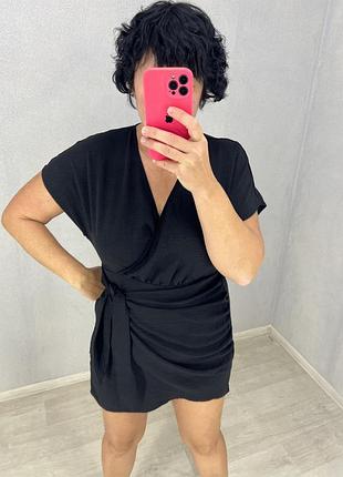 Гарна сукня плаття