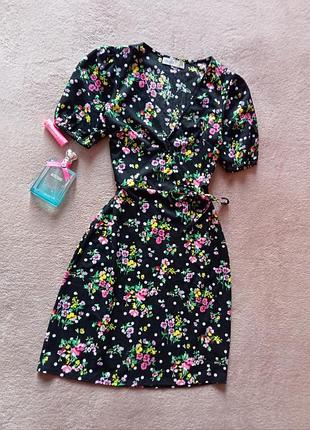 Красивое женственное качественное платье с имитацией запаха цветочный принт