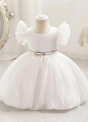 Святкова сукня для дівчинки білого кольору