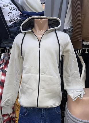 Худі на замку