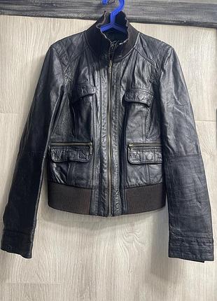 Шкіряна жіноча курточка демі triangl  jrf ( pakistan 🇵🇰) розмір m/ sm