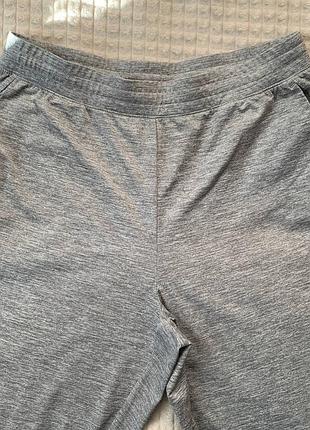 Спортивные штаны