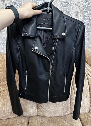 Байкерська куртка зі штучної шкіри, косуха