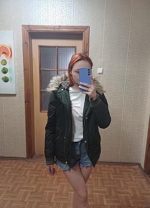 Тепла зимова куртка next з хутром — стильна, якісна, як нова!