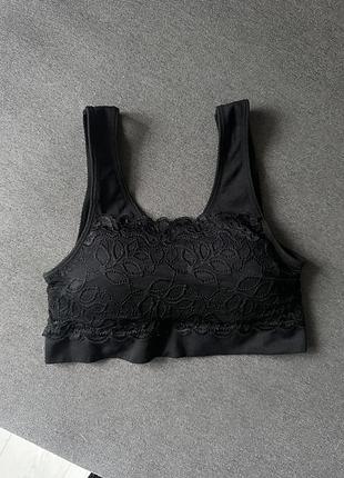 Топ з мереживом