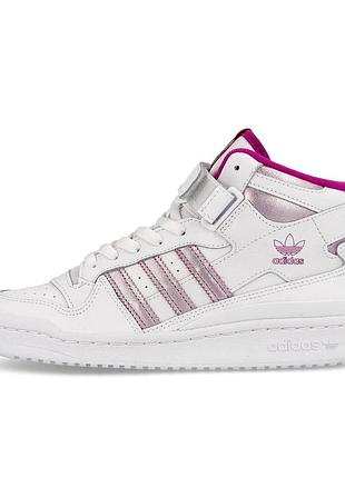 Кроссовки adidas