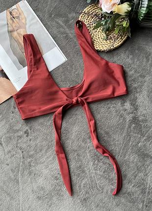 Верх від купальника топ з чашками