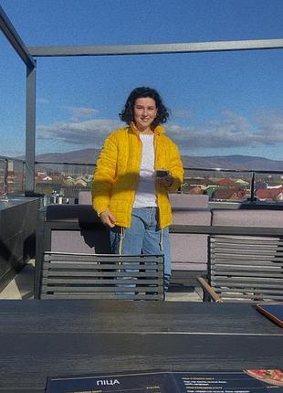 Жовта куртка стьогана esprit