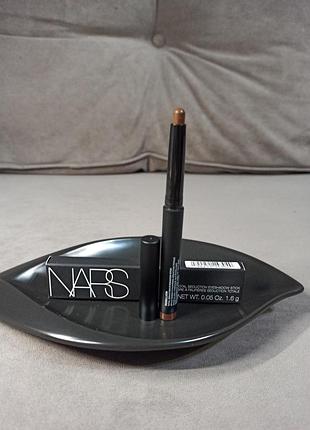 Кремовые тени карандаш nars total seduction longwear cream eyeshadow stick в оттенке rebellion