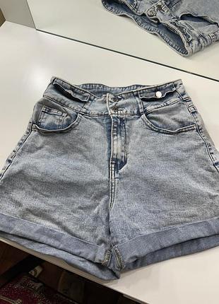 Джинсові шорти