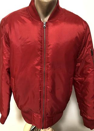 Чудова курточка бомбер, розмір l.