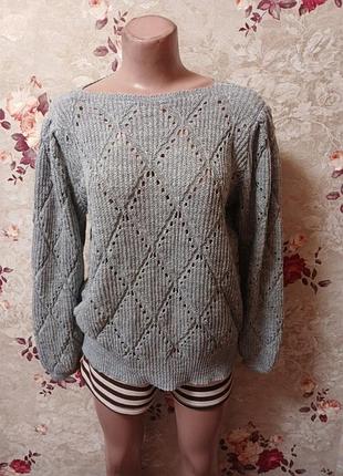 Світерок жіночій