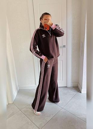 Костюм женский