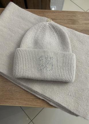 Жіночий комплект шапка + шарф від італійського виробника