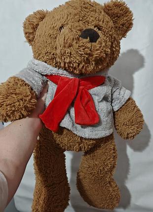 Мягкий мишка в капюшоне, очень мягкий, рост где-то 55-60см