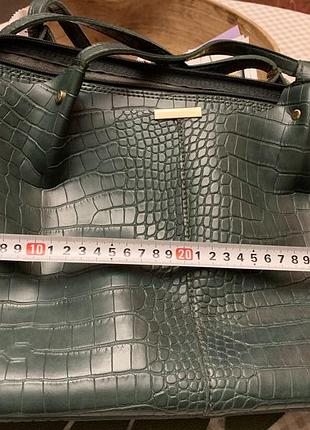 Жіноча сумка темно зеленого кольору
