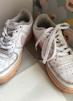 Кросівки nike air 35,5 розмір устілка 23 см