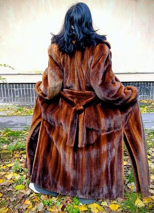 Шикарна норкова шуба