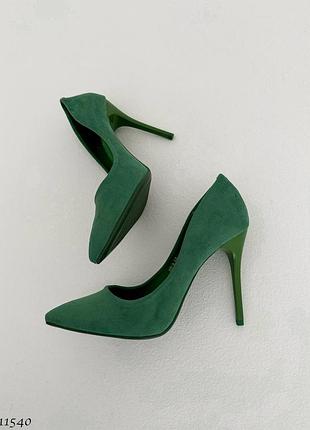 Зеленые замшевые женские туфли лодочки